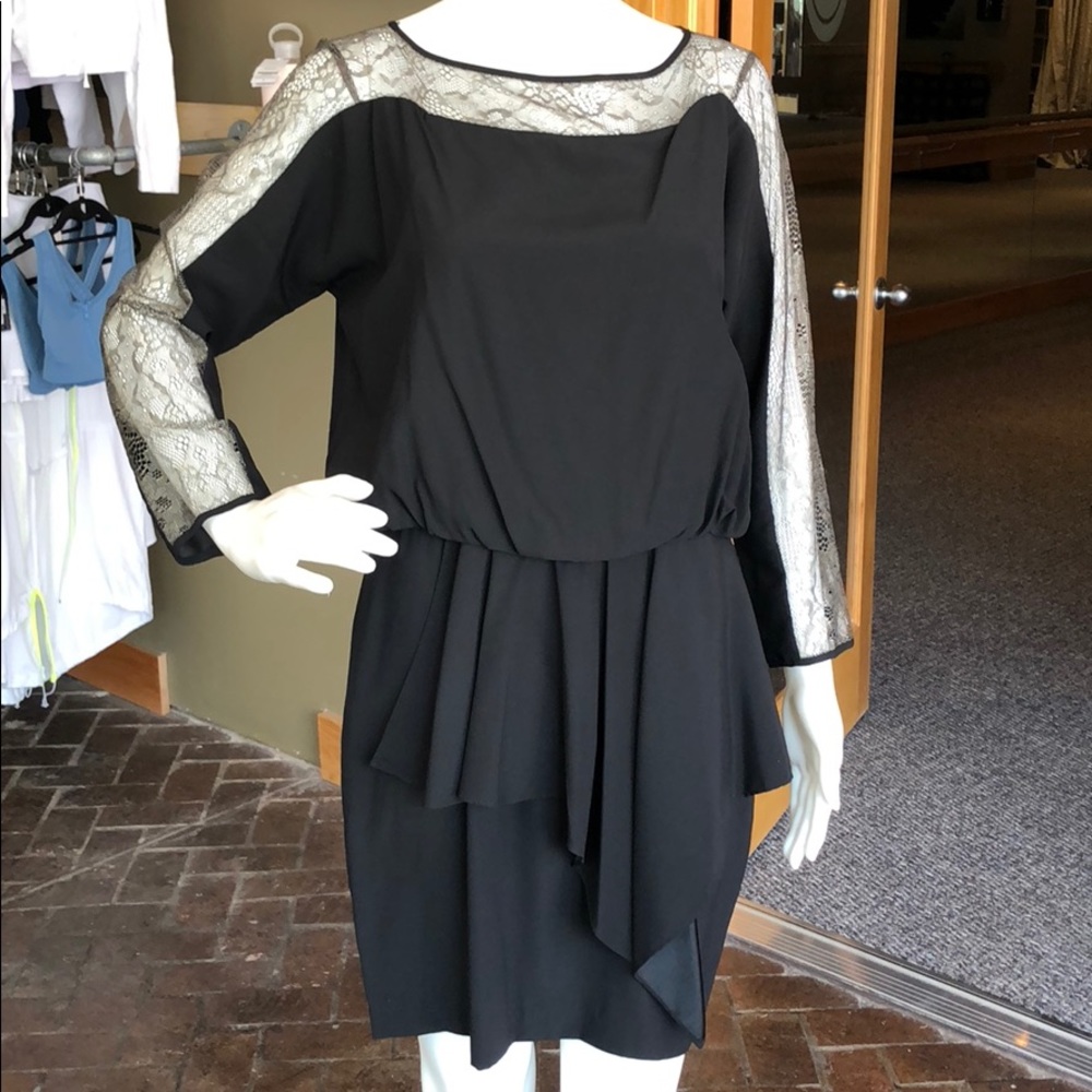 Ali Ro Black Silk Long Sleeve Tiers Dreas w Lace